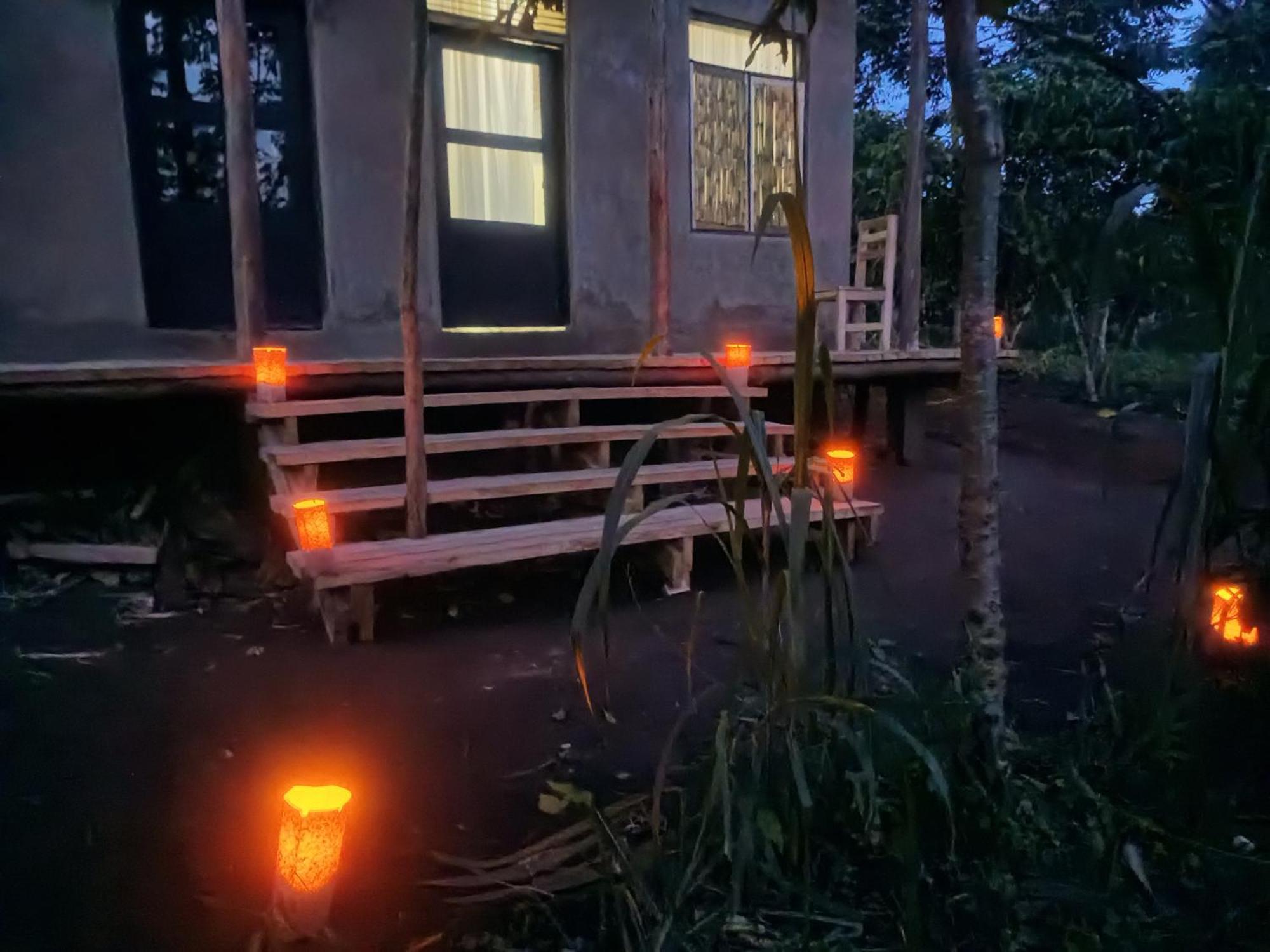 Kibale River Camp Villa Lake Nyabikere Exteriör bild